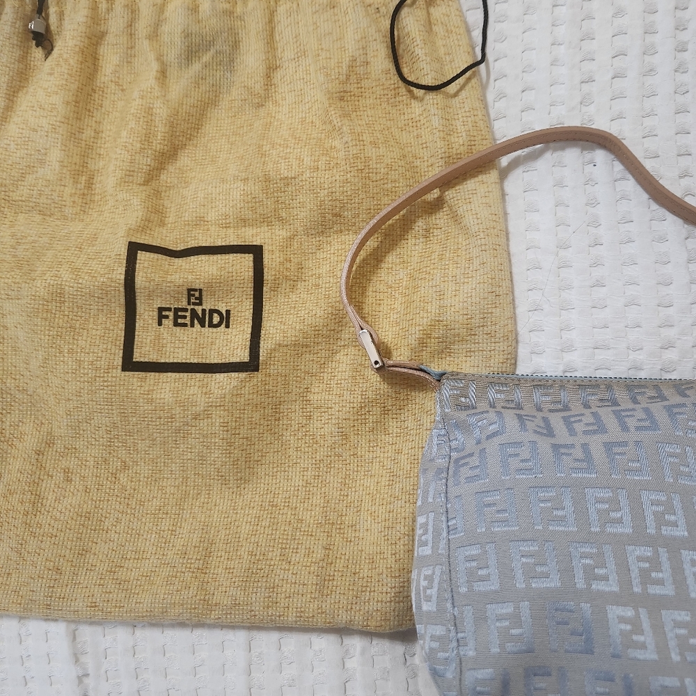 Authentic Vintage Fendi Zucchino pochette Y2K